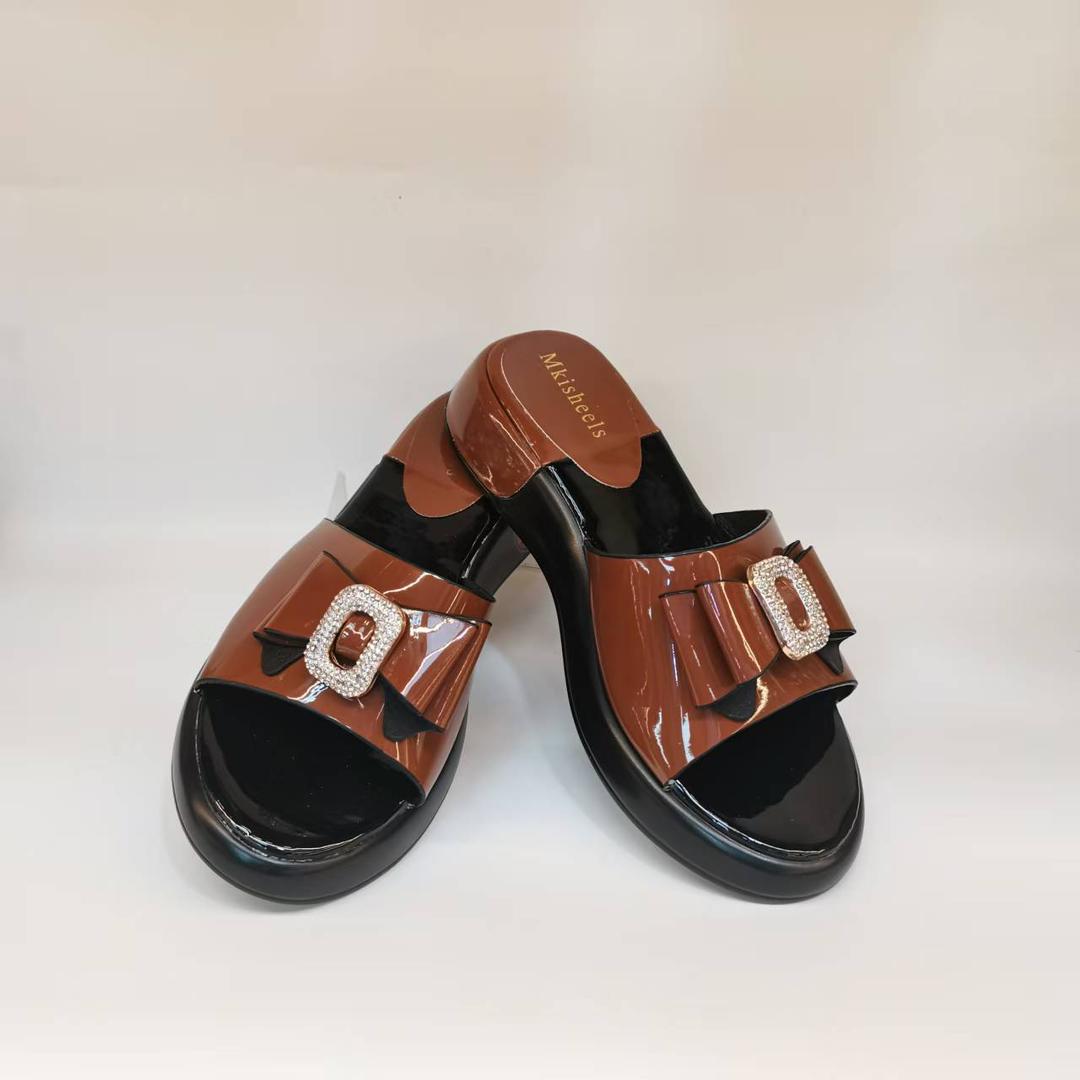 Brown patent platform slides with crystal buckle