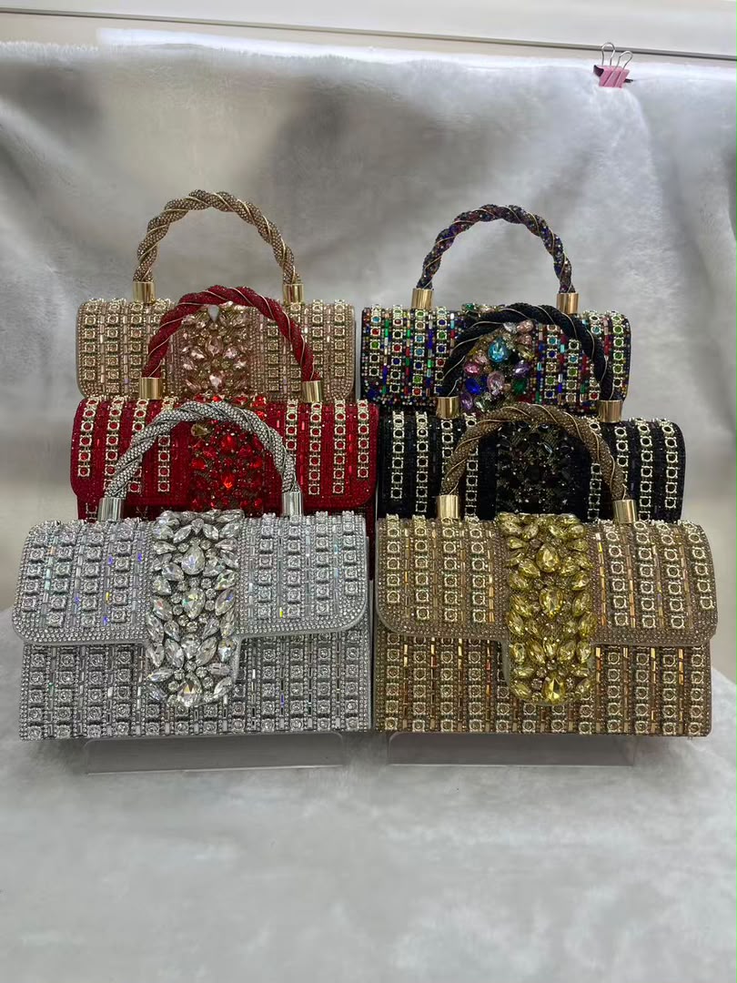 Jewel clasp crystal evening bags